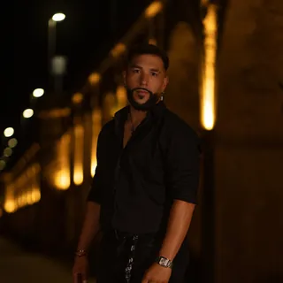 Foto de Juan Jesús, 246 mil oyentes mensuales