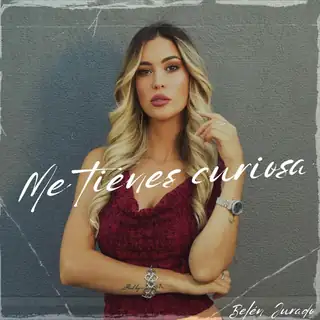 Portada de «Me Tienes Curiosa», de Belén Jurado